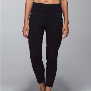 Lululemon Om and Roam Untight Tight Shine Dot